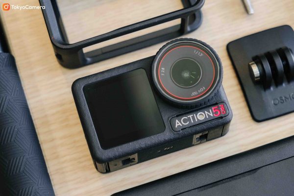 DJI Osmo Action 5 Pro Adventure Combo sử dụng cảm biến 1/1.3 inch mới